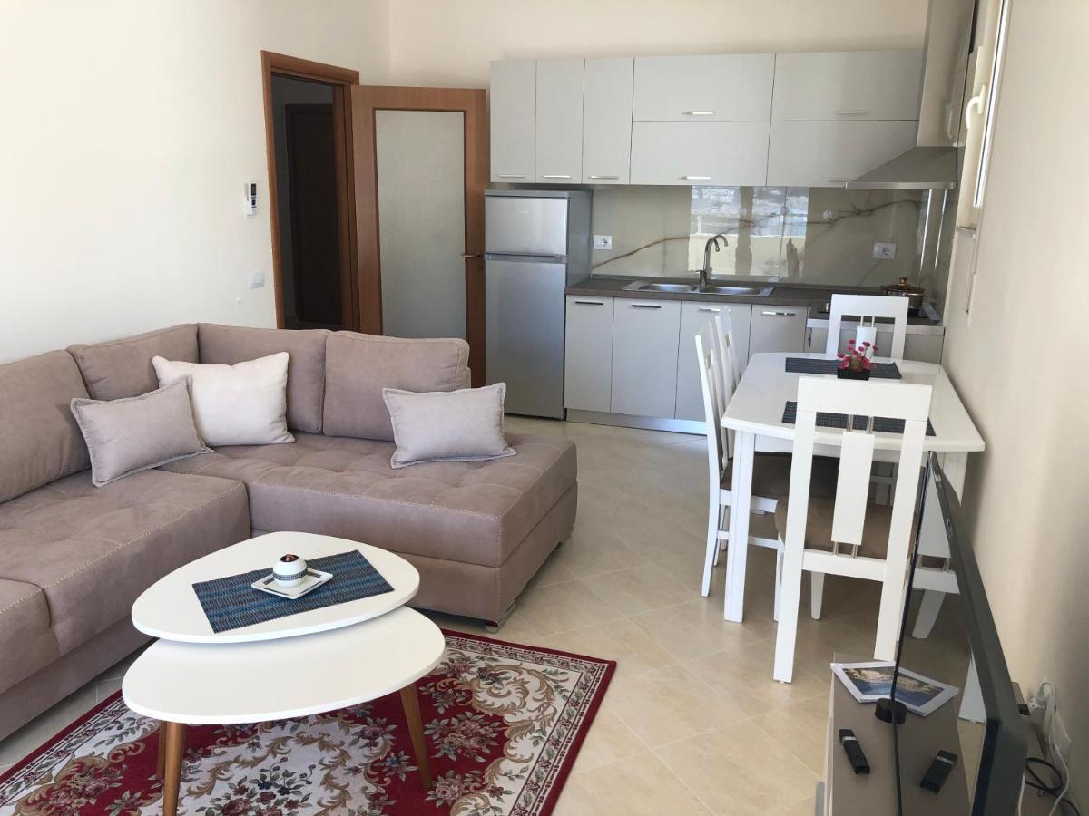 Rooftop Apartments Lungomare Vlore Ngoại thất bức ảnh