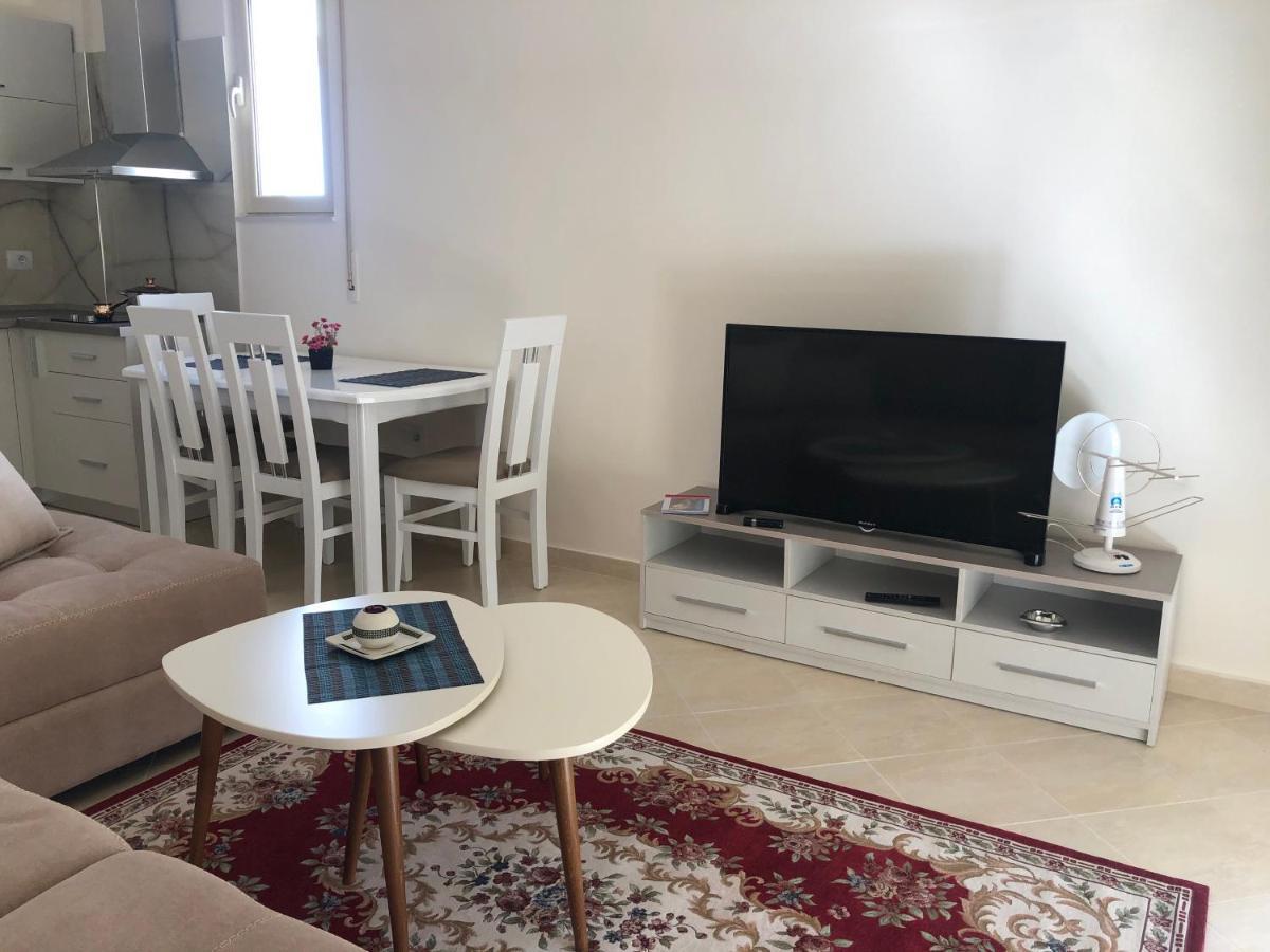 Rooftop Apartments Lungomare Vlore Ngoại thất bức ảnh