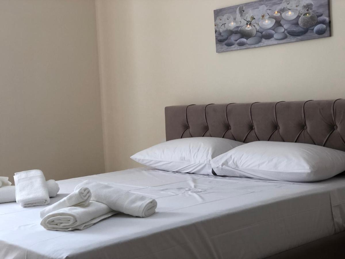 Rooftop Apartments Lungomare Vlore Ngoại thất bức ảnh