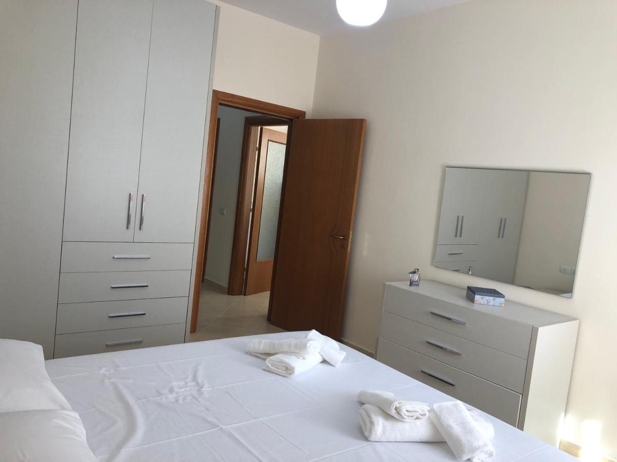 Rooftop Apartments Lungomare Vlore Ngoại thất bức ảnh