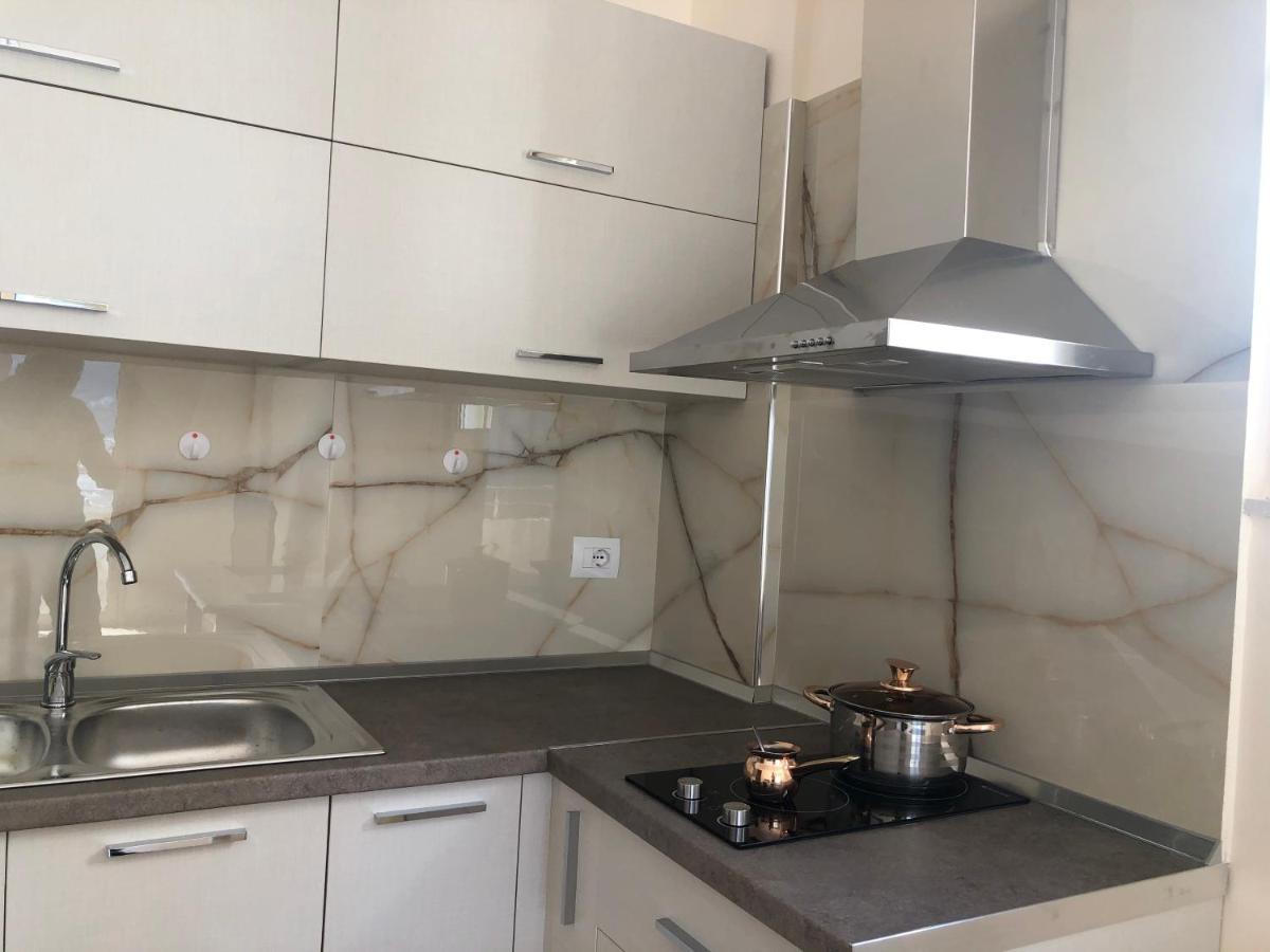 Rooftop Apartments Lungomare Vlore Ngoại thất bức ảnh