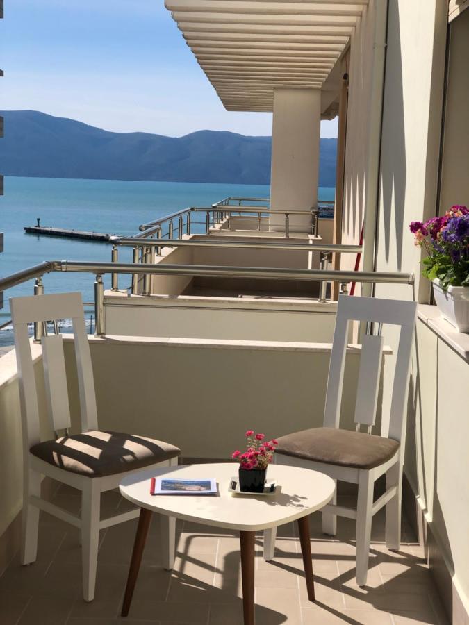 Rooftop Apartments Lungomare Vlore Ngoại thất bức ảnh