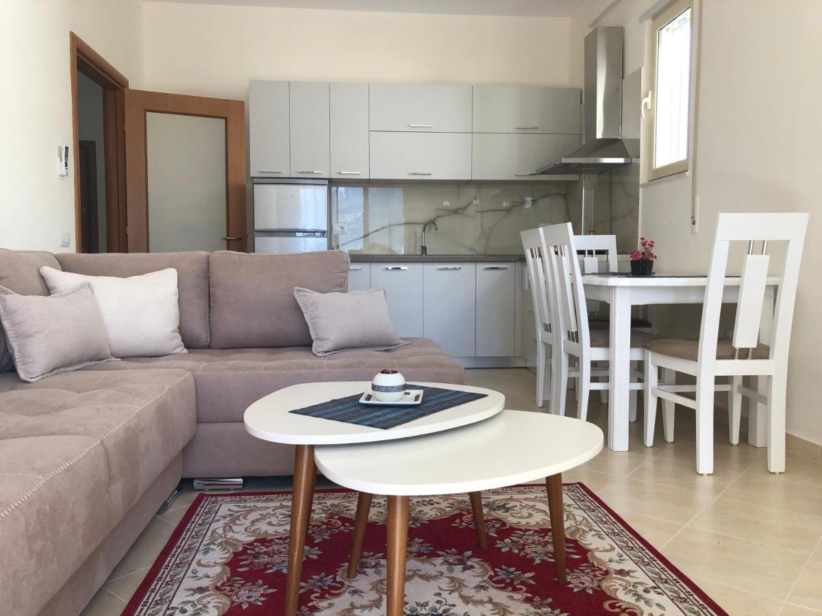 Rooftop Apartments Lungomare Vlore Ngoại thất bức ảnh