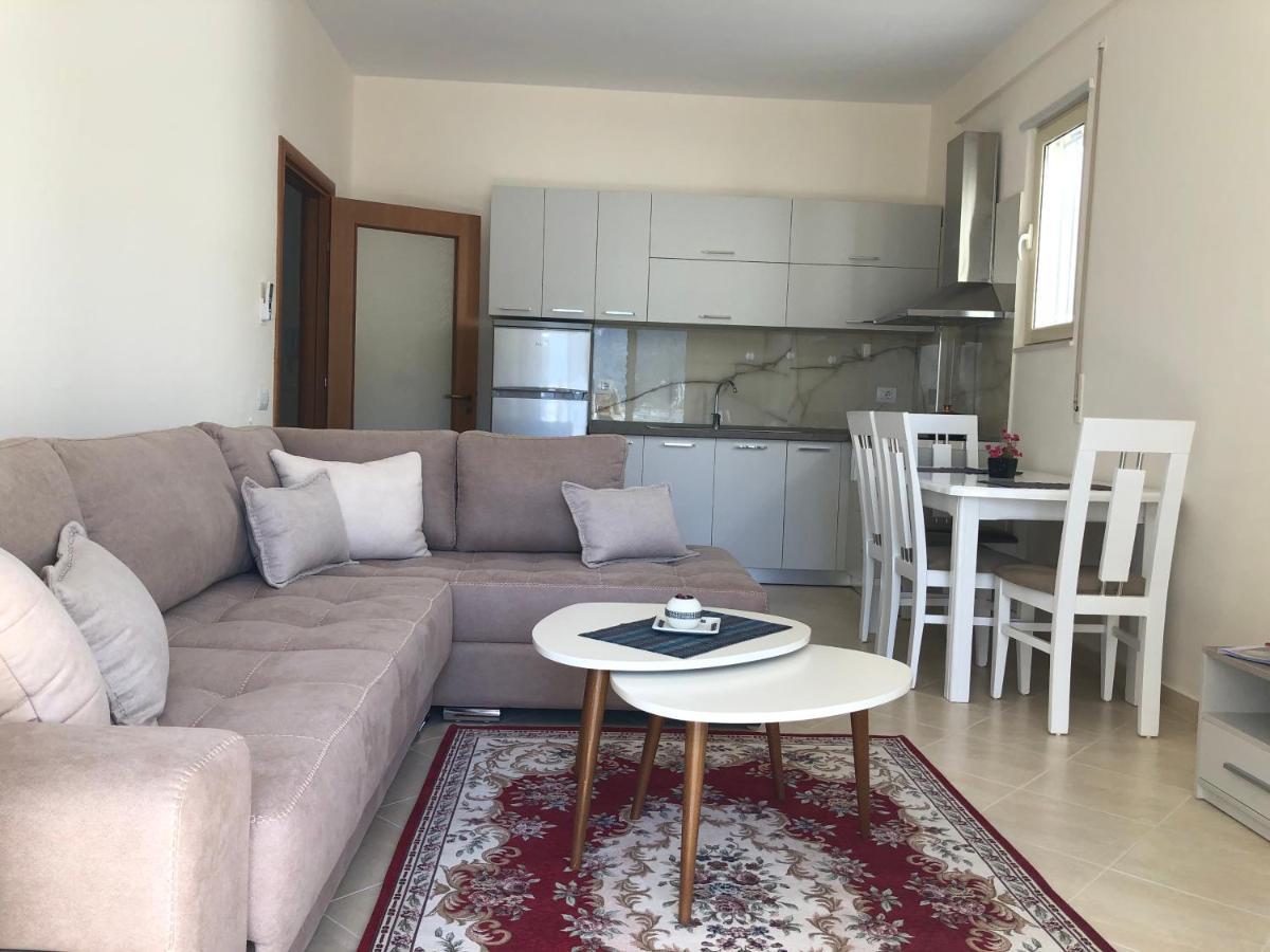 Rooftop Apartments Lungomare Vlore Ngoại thất bức ảnh