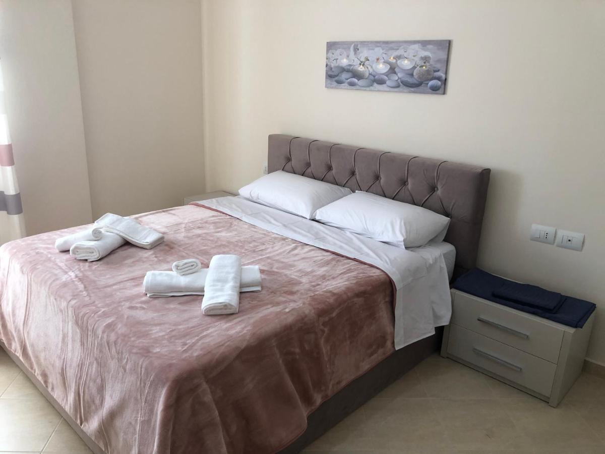 Rooftop Apartments Lungomare Vlore Ngoại thất bức ảnh
