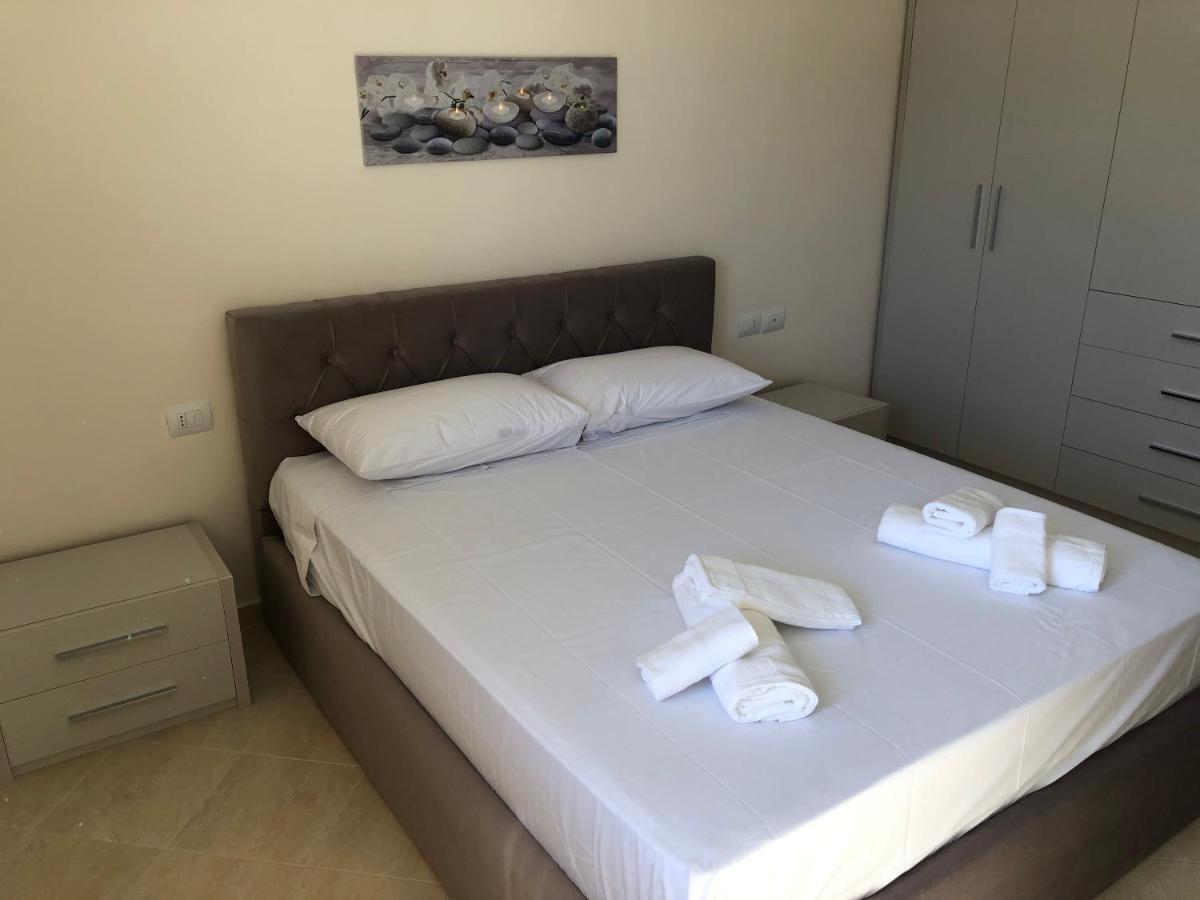 Rooftop Apartments Lungomare Vlore Ngoại thất bức ảnh