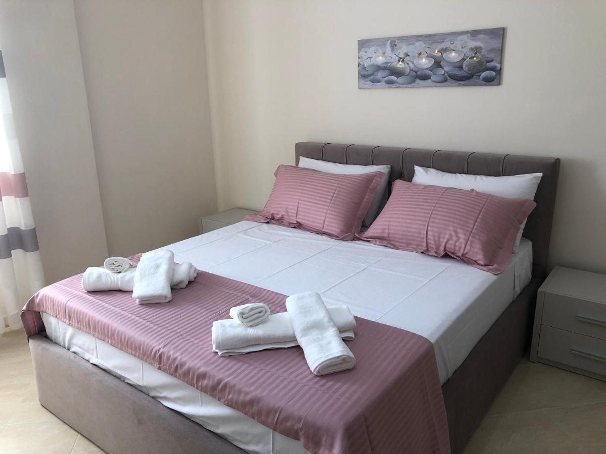 Rooftop Apartments Lungomare Vlore Ngoại thất bức ảnh