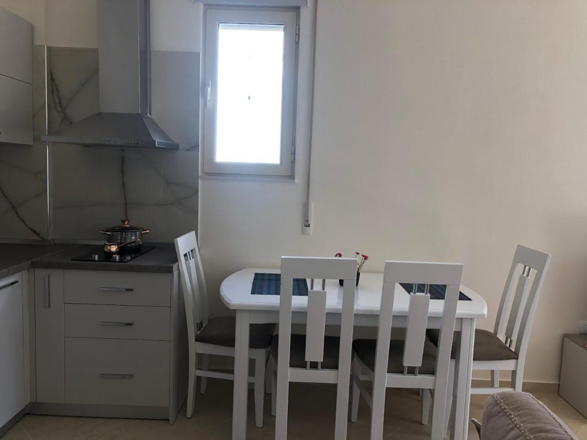 Rooftop Apartments Lungomare Vlore Ngoại thất bức ảnh